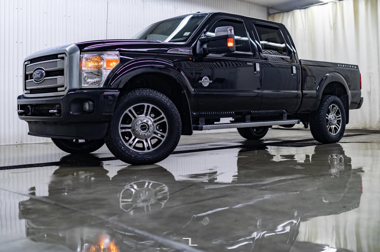 2016 Ford F-350 4x4 Crew Cab Platinum Diesel Leather Roof Nav Red Deer AB