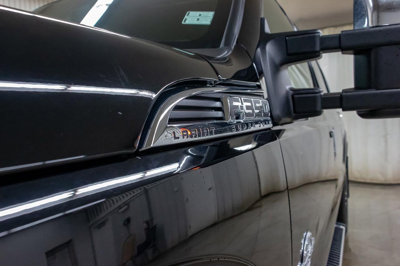 2016 Ford F-350 4x4 Crew Cab Platinum Diesel Leather Roof Nav Red Deer AB