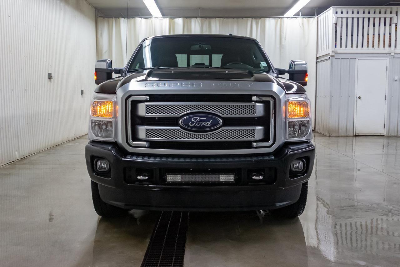 2016 Ford F-350 4x4 Crew Cab Platinum Diesel Leather Roof Nav Red Deer AB