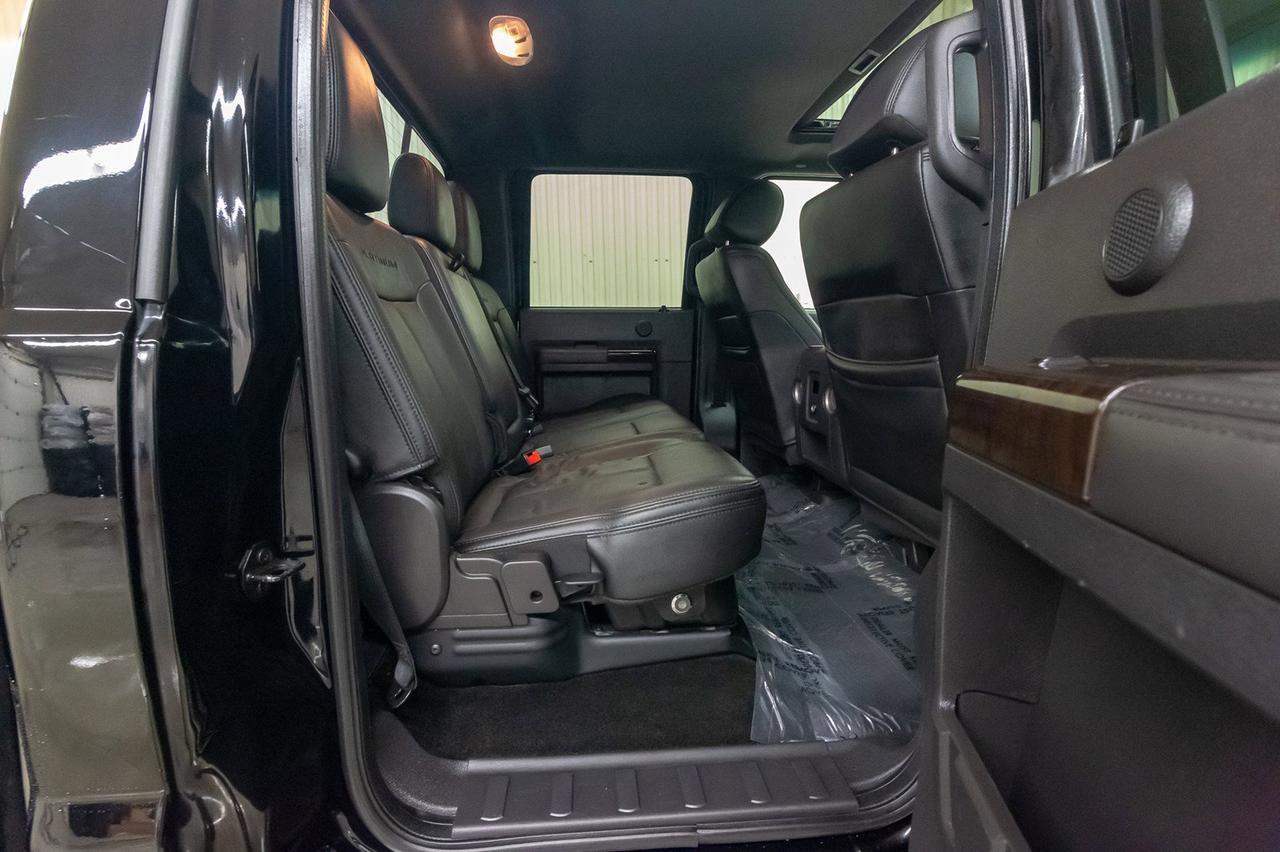 2016 Ford F-350 4x4 Crew Cab Platinum Diesel Leather Roof Nav Red Deer AB