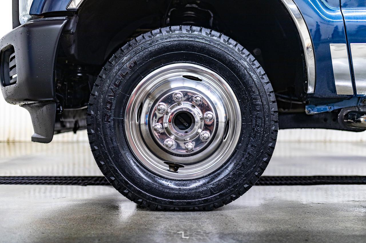 2016 Ford F-350 4x4 Crew Cab XL Dually Diesel Red Deer AB