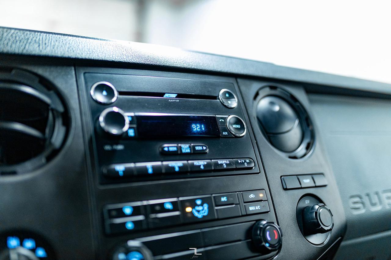 2016 Ford F-350 4x4 Crew Cab XL Dually Diesel Red Deer AB