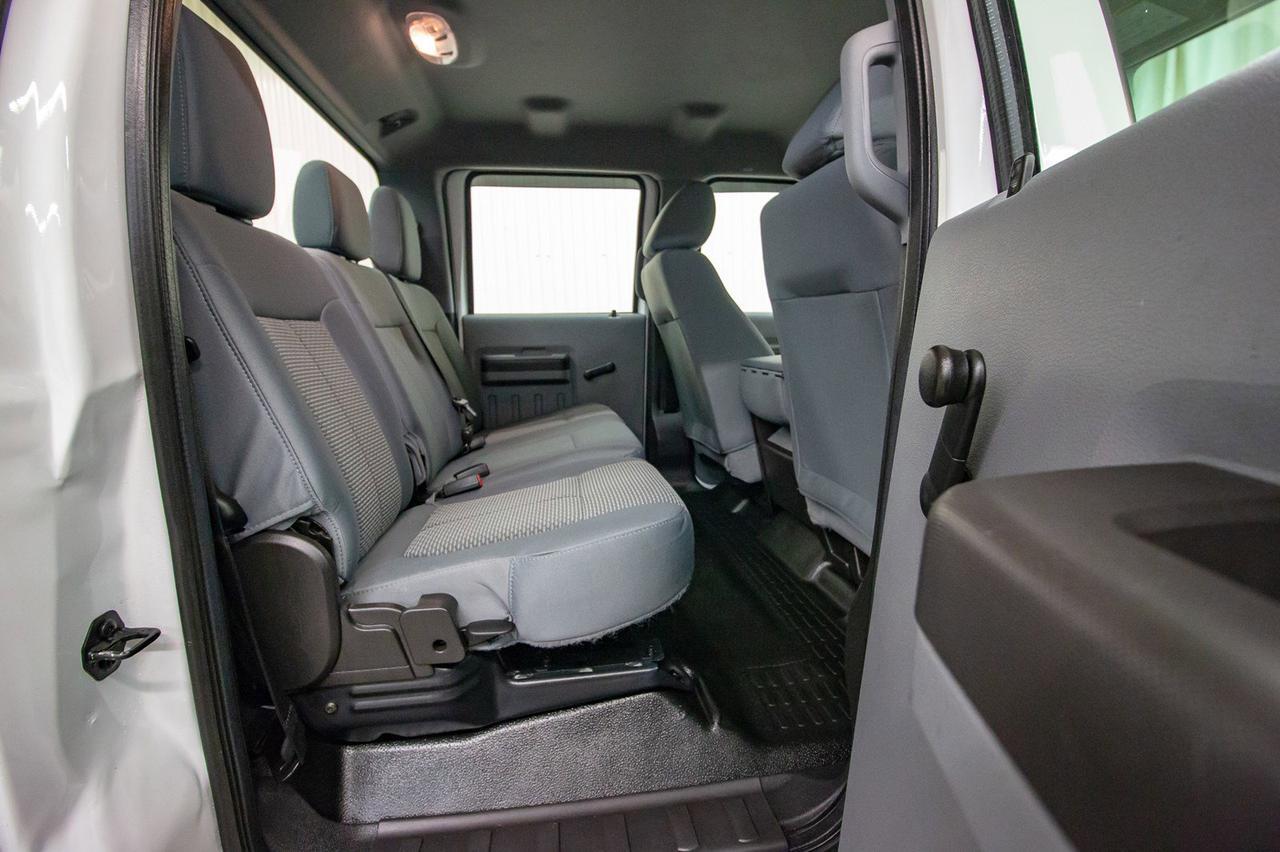 2016 Ford F-350 4x4 Crew Cab XL Longbox Diesel Red Deer AB