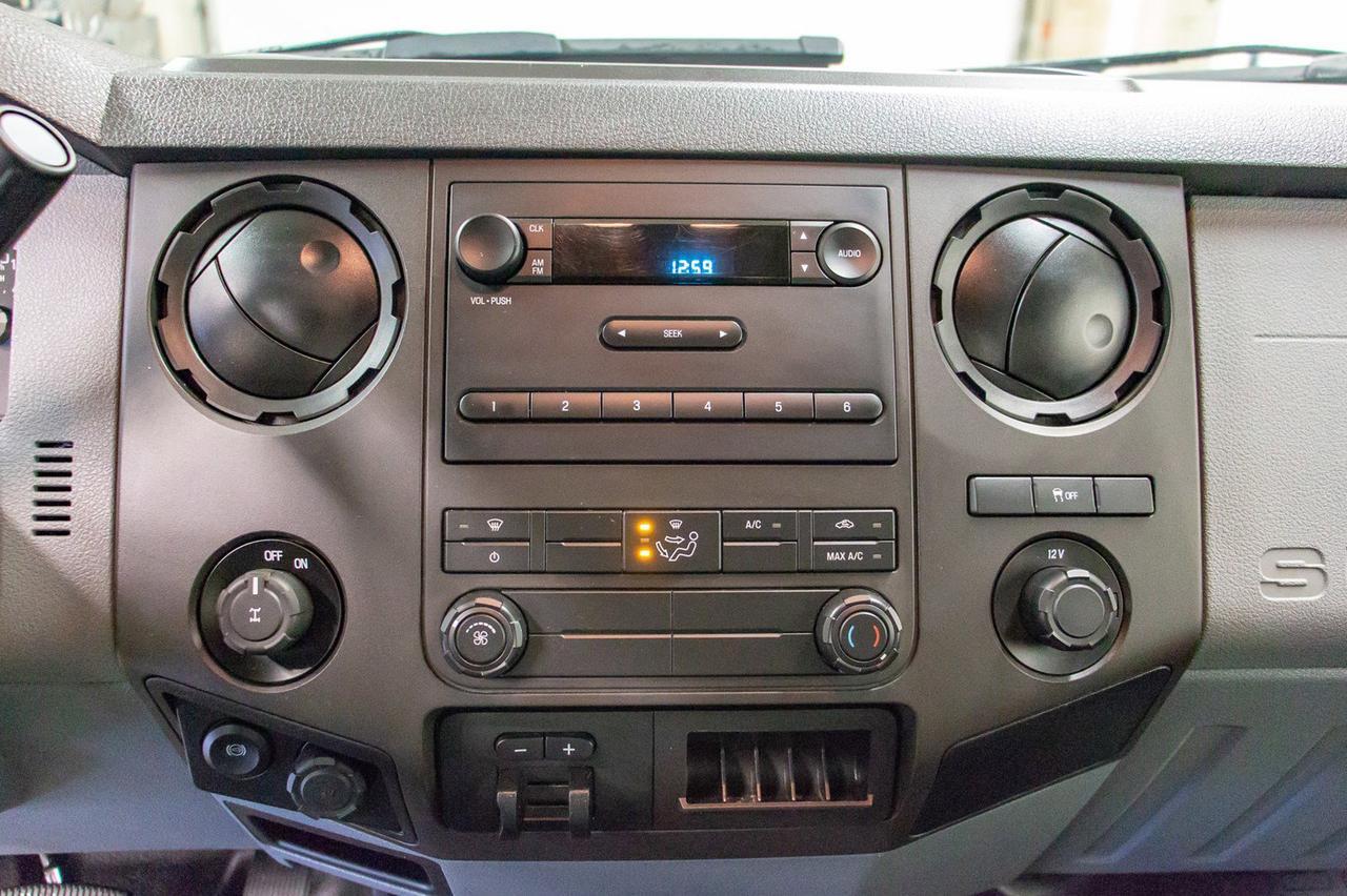 2016 Ford F-350 4x4 Crew Cab XL Longbox Diesel Red Deer AB