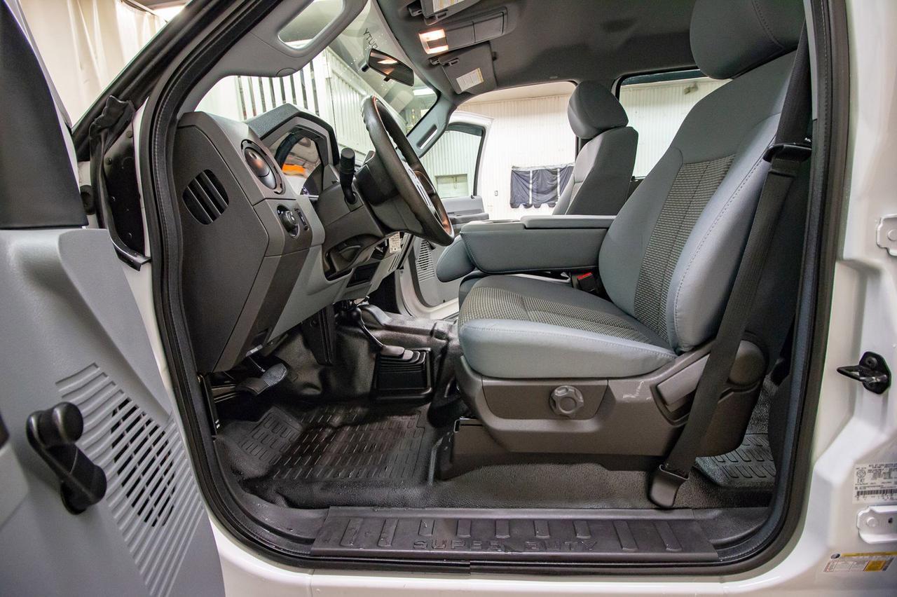 2016 Ford F-350 4x4 Crew Cab XL Longbox Diesel Red Deer AB