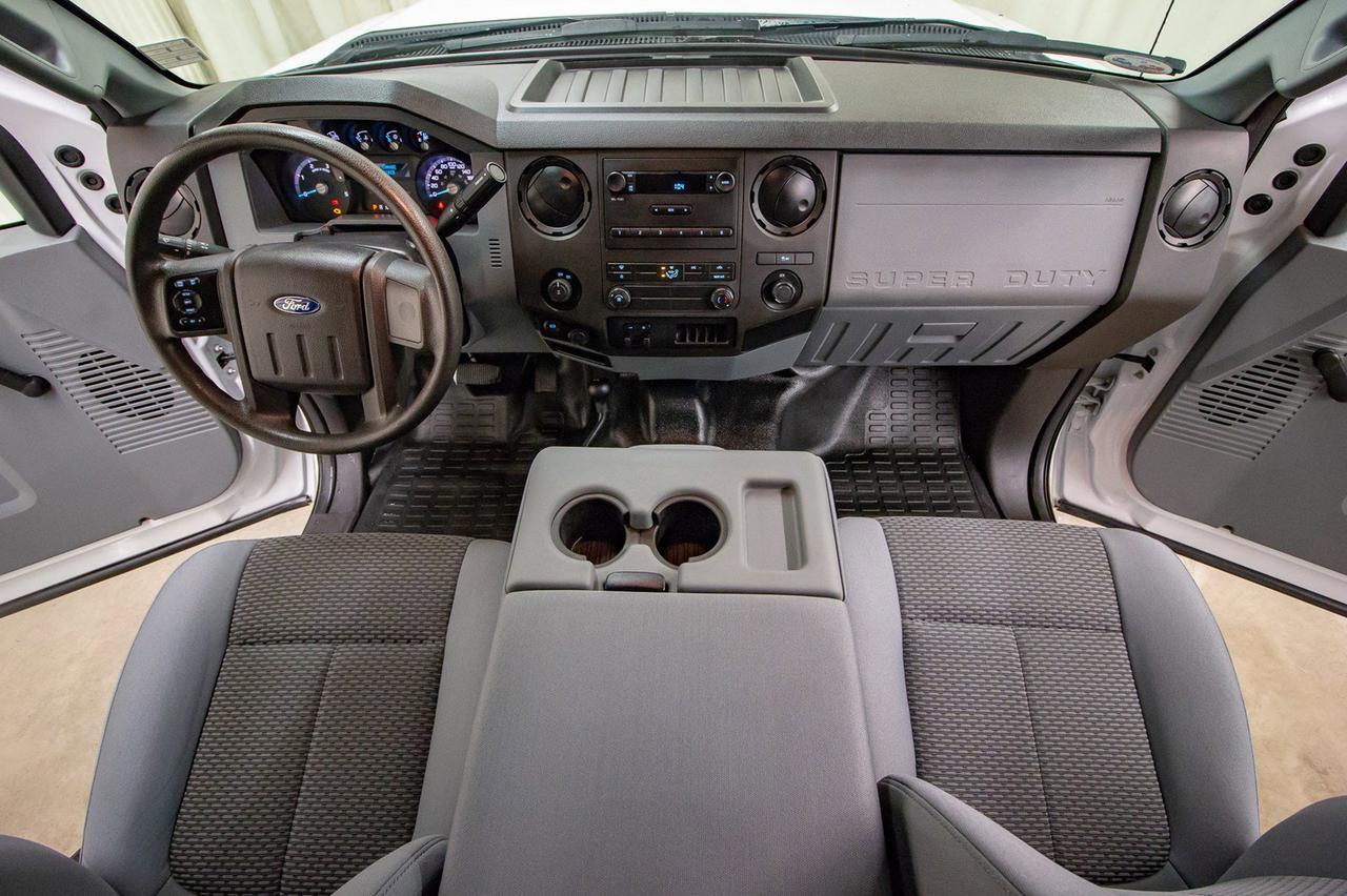 2016 Ford F-350 4x4 Crew Cab XL Longbox Diesel Red Deer AB