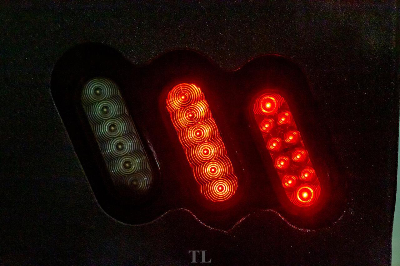 2016 Ford F-350 4x4 Crew Cab XLT Deck Diesel Red Deer AB