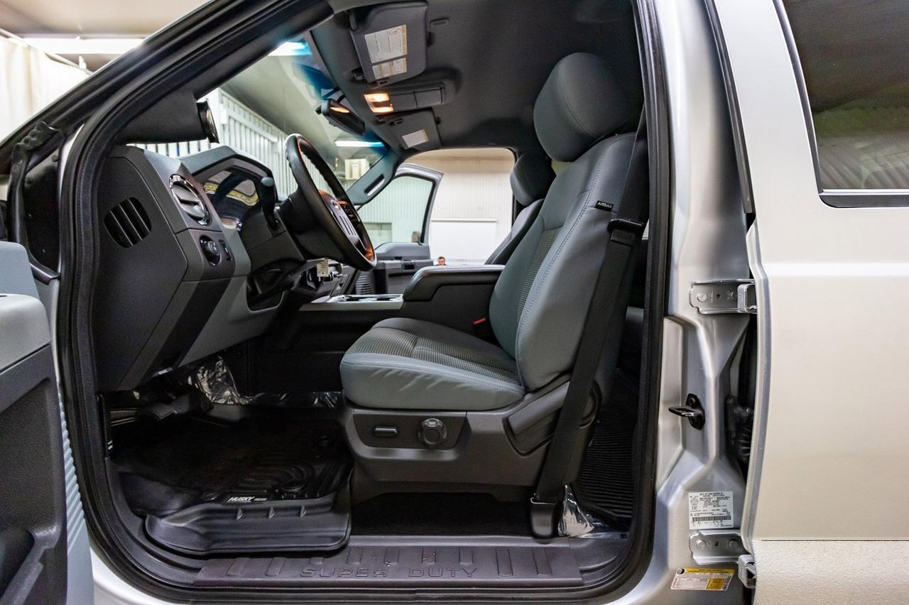 2016 Ford F-350 4x4 Crew Cab XLT Diesel BCam Red Deer AB