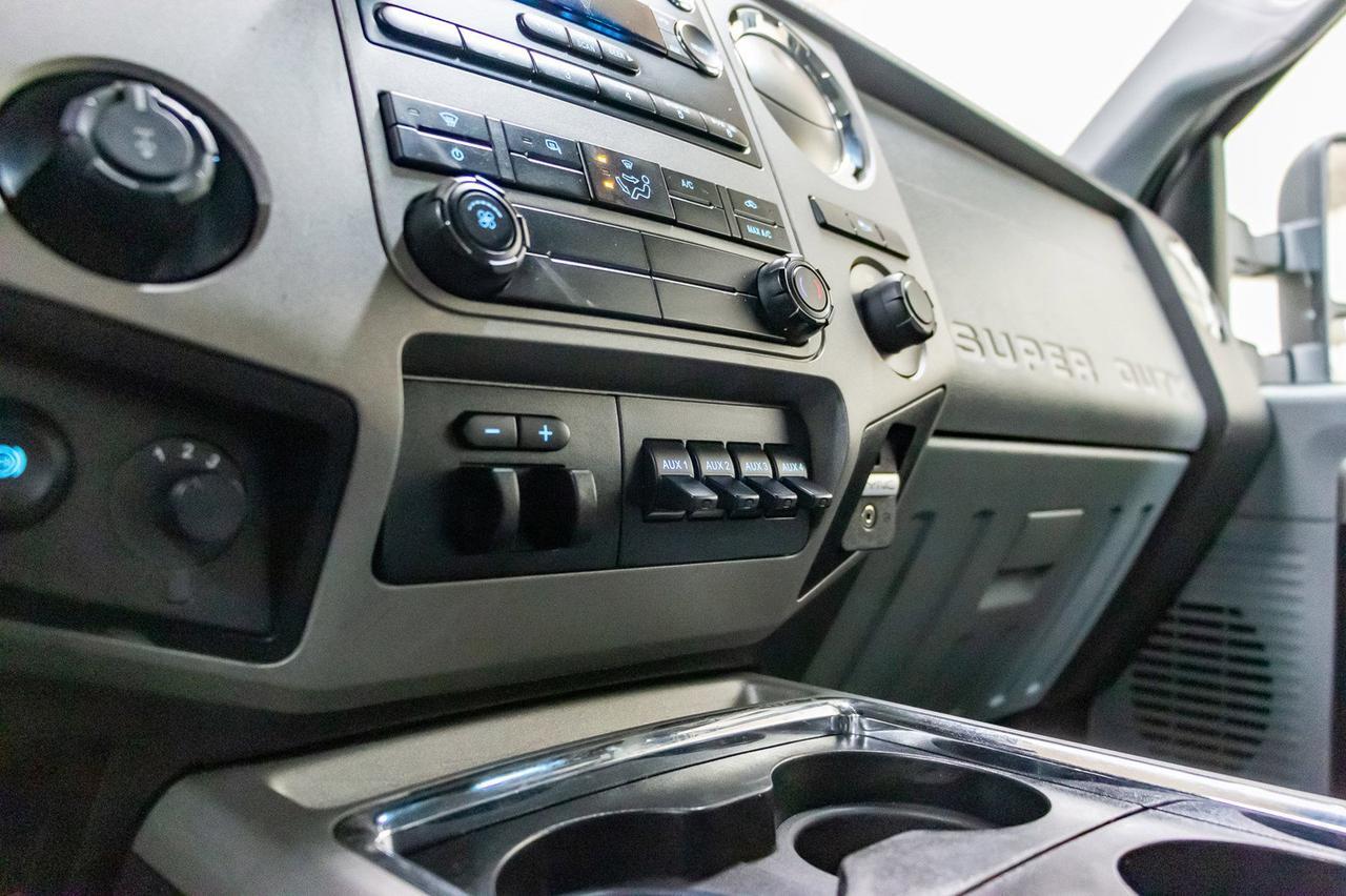 2016 Ford F-350 4x4 Crew Cab XLT Diesel BCam Red Deer AB