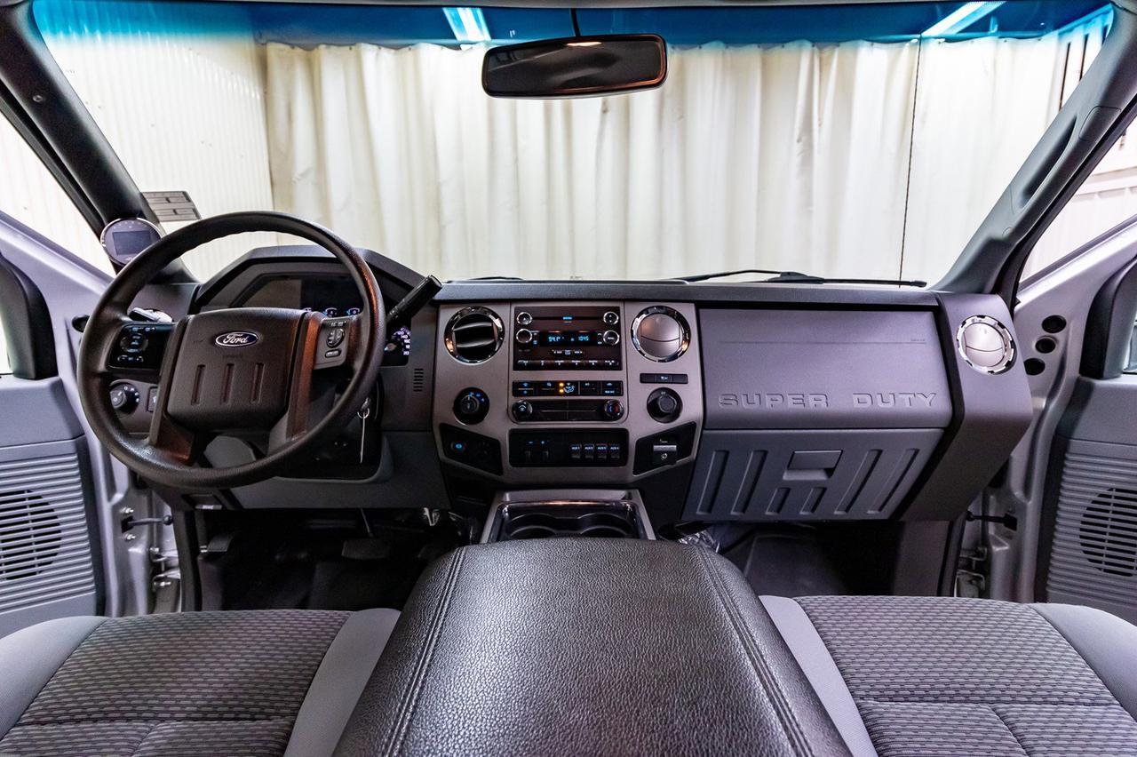 2016 Ford F-350 4x4 Crew Cab XLT Diesel BCam Red Deer AB