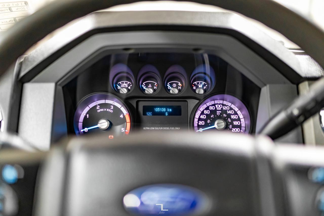 2016 Ford F-350 4x4 Crew Cab XLT Diesel Red Deer AB