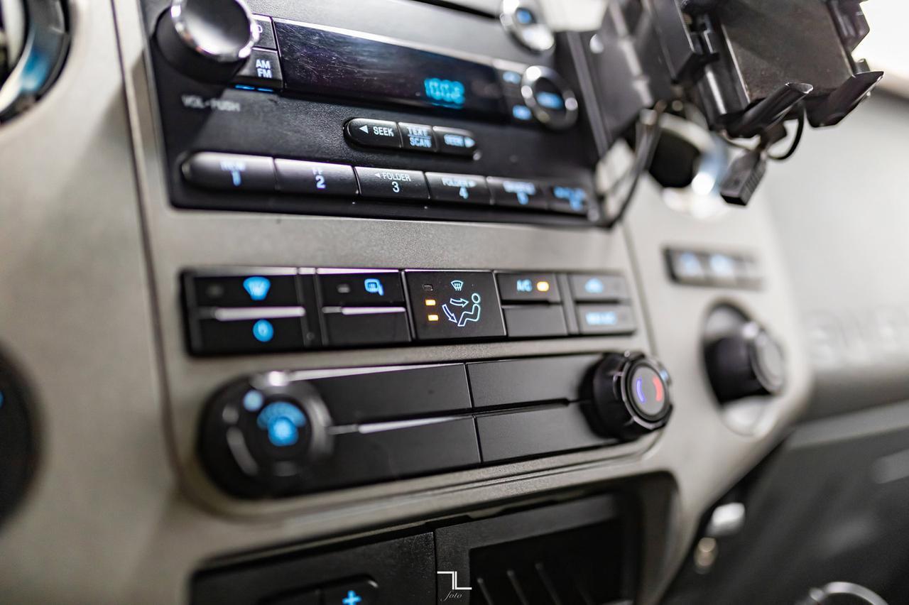 2016 Ford F-350 4x4 Crew Cab XLT Diesel Red Deer AB