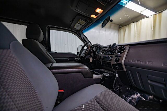 2016 Ford F-350 4x4 Crew Cab XLT Diesel Red Deer AB