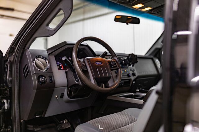 2016 Ford F-350 4x4 Crew Cab XLT Diesel Red Deer AB