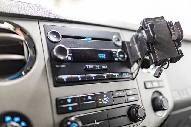 2016 Ford F-350 4x4 Crew Cab XLT Diesel Red Deer AB