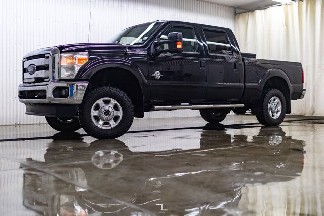 2016 Ford F-350 4x4 Crew Cab XLT Diesel Red Deer AB