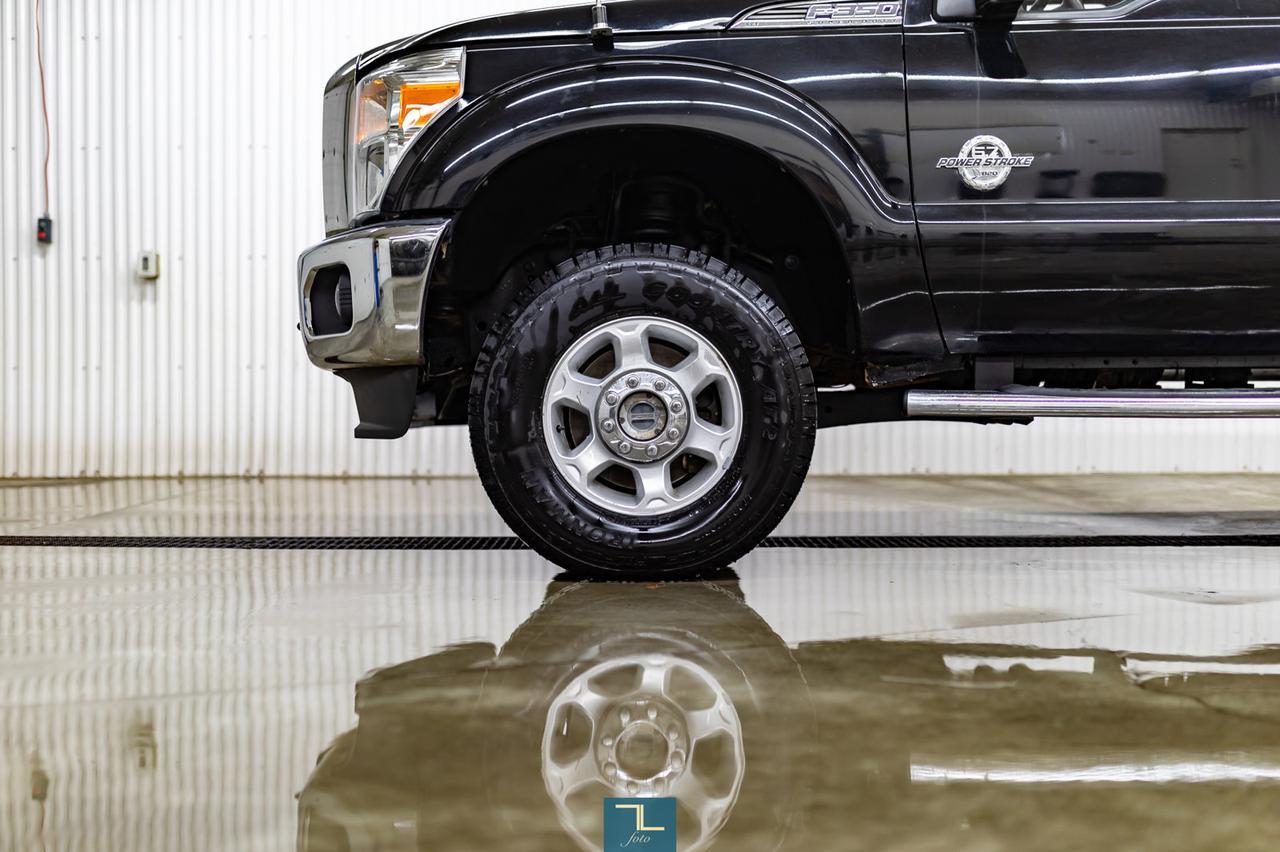 2016 Ford F-350 4x4 Crew Cab XLT Diesel Red Deer AB