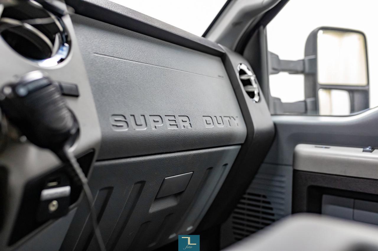 2016 Ford F-350 4x4 Crew Cab XLT Diesel Red Deer AB