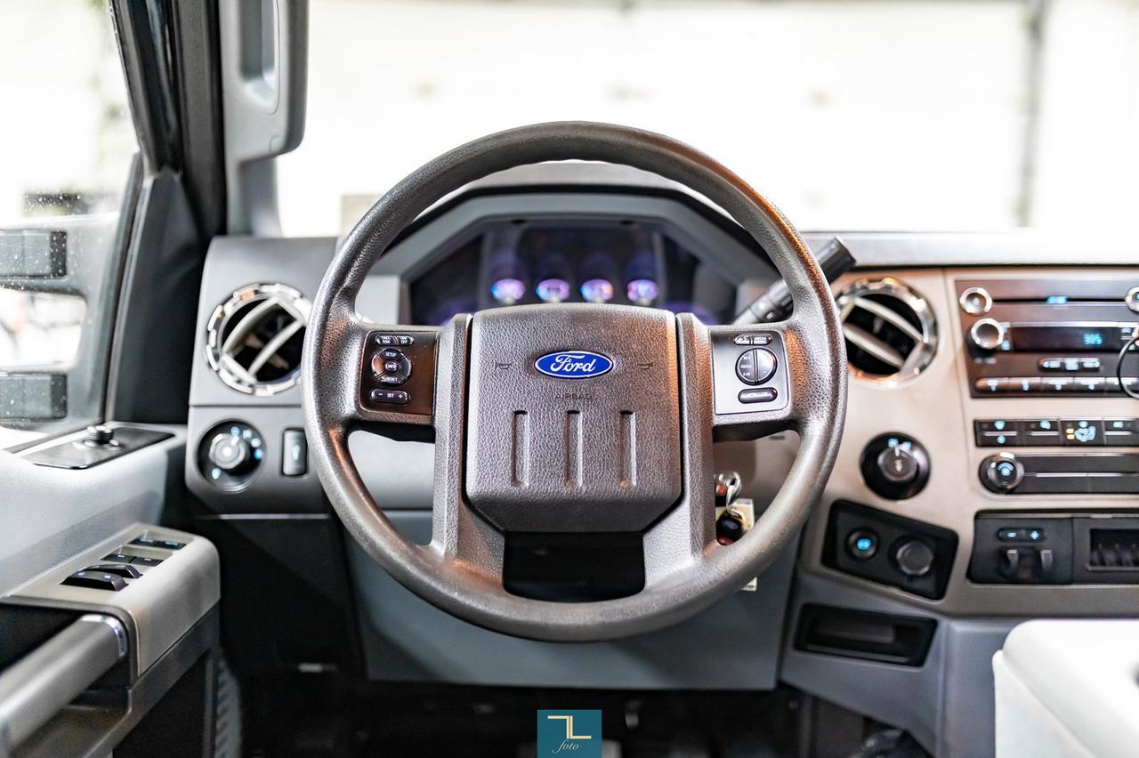 2016 Ford F-350 4x4 Crew Cab XLT Diesel Red Deer AB