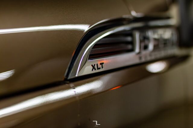 2016 Ford F-350 4x4 Crew Cab XLT Diesel Red Deer AB