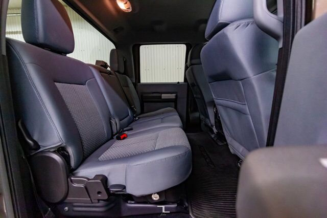 2016 Ford F-350 4x4 Crew Cab XLT Diesel Red Deer AB