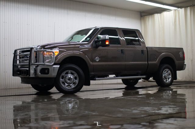 2016 Ford F-350 4x4 Crew Cab XLT Diesel Red Deer AB