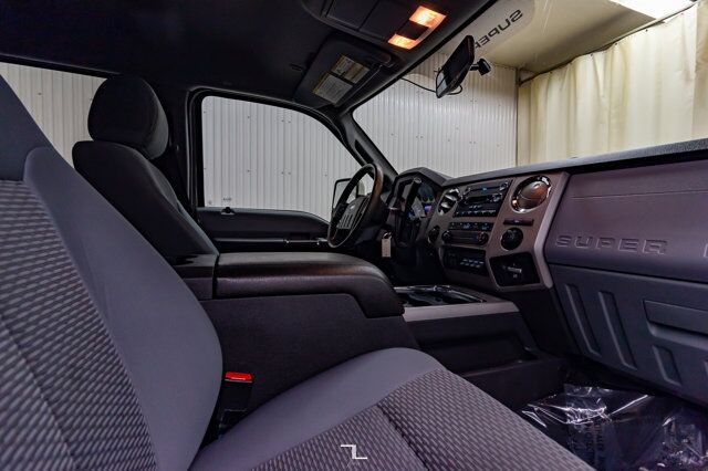 2016 Ford F-350 4x4 Crew Cab XLT Diesel Red Deer AB