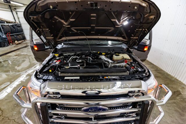 2016 Ford F-350 4x4 Crew Cab XLT Diesel Red Deer AB