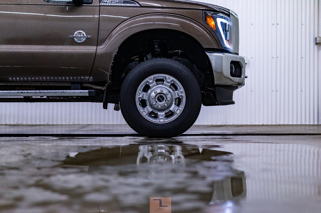 2016 Ford F-350 4x4 Crew Cab XLT Diesel Red Deer AB