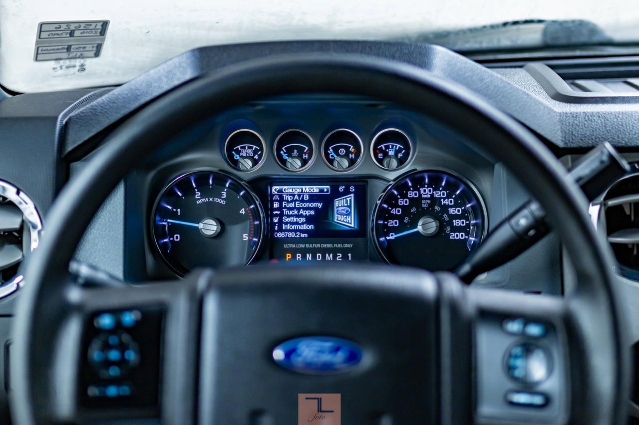 2016 Ford F-350 4x4 Crew Cab XLT Diesel Red Deer AB