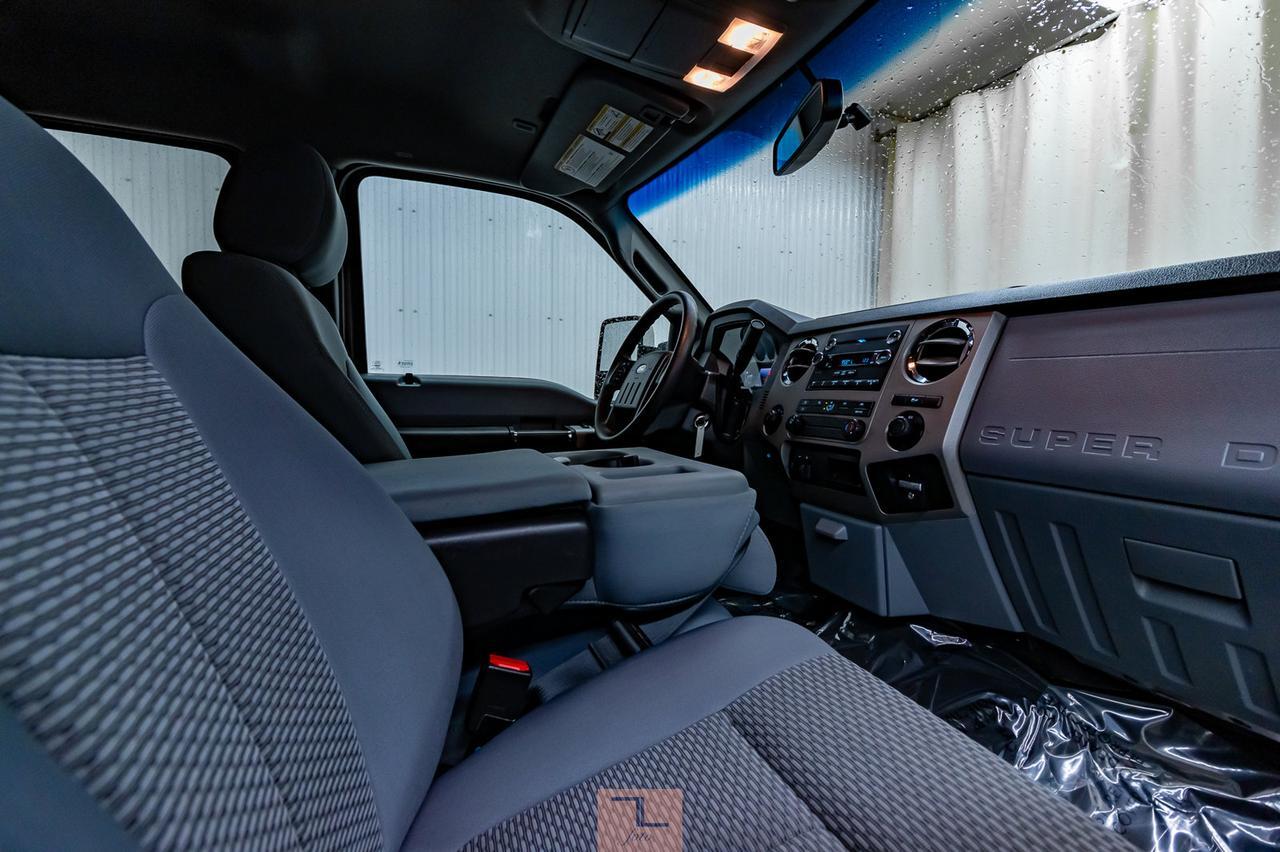 2016 Ford F-350 4x4 Crew Cab XLT Diesel Red Deer AB