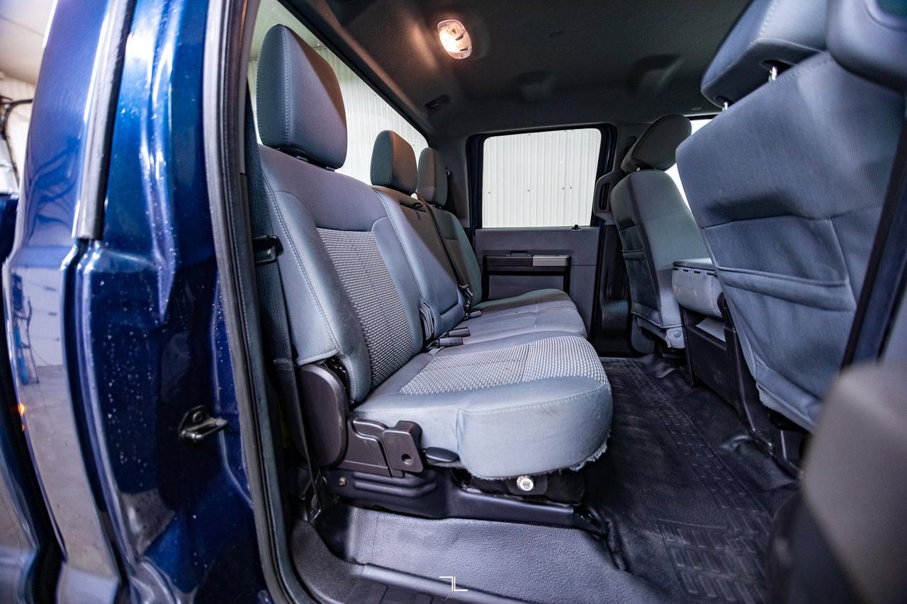 2016 Ford F-350 4x4 Crew Cab XLT Dually Diesel PSeat Red Deer AB