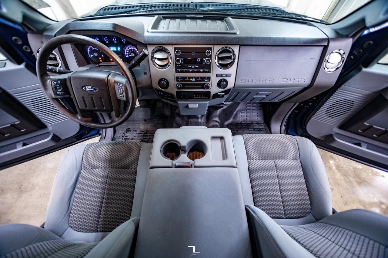 2016 Ford F-350 4x4 Crew Cab XLT Dually Diesel PSeat Red Deer AB