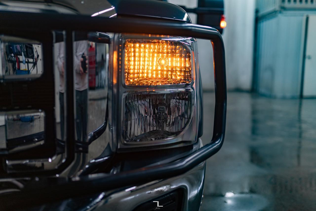 2016 Ford F-350 4x4 Crew Cab XLT Dually Diesel PSeat Red Deer AB