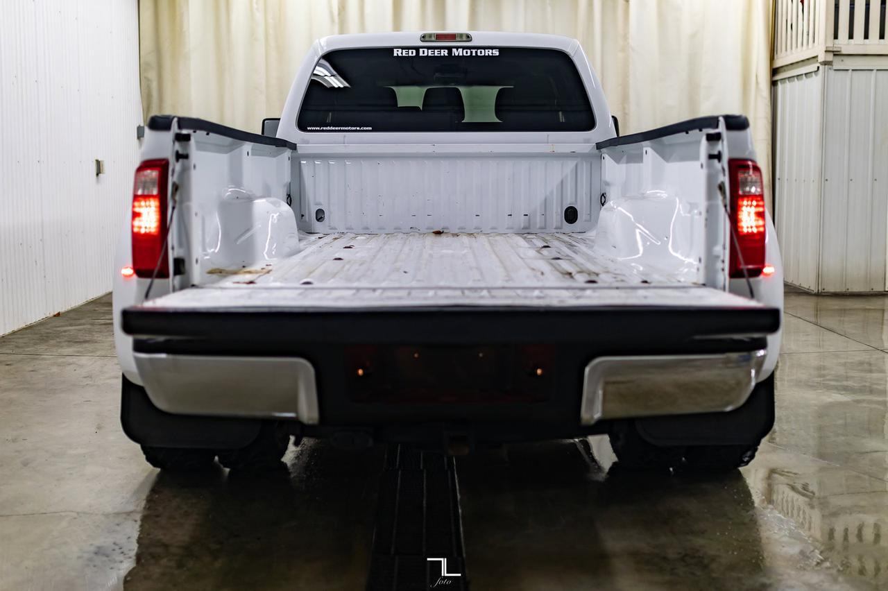 2016 Ford F-350 4x4 Crew Cab XLT Dually Diesel Red Deer AB