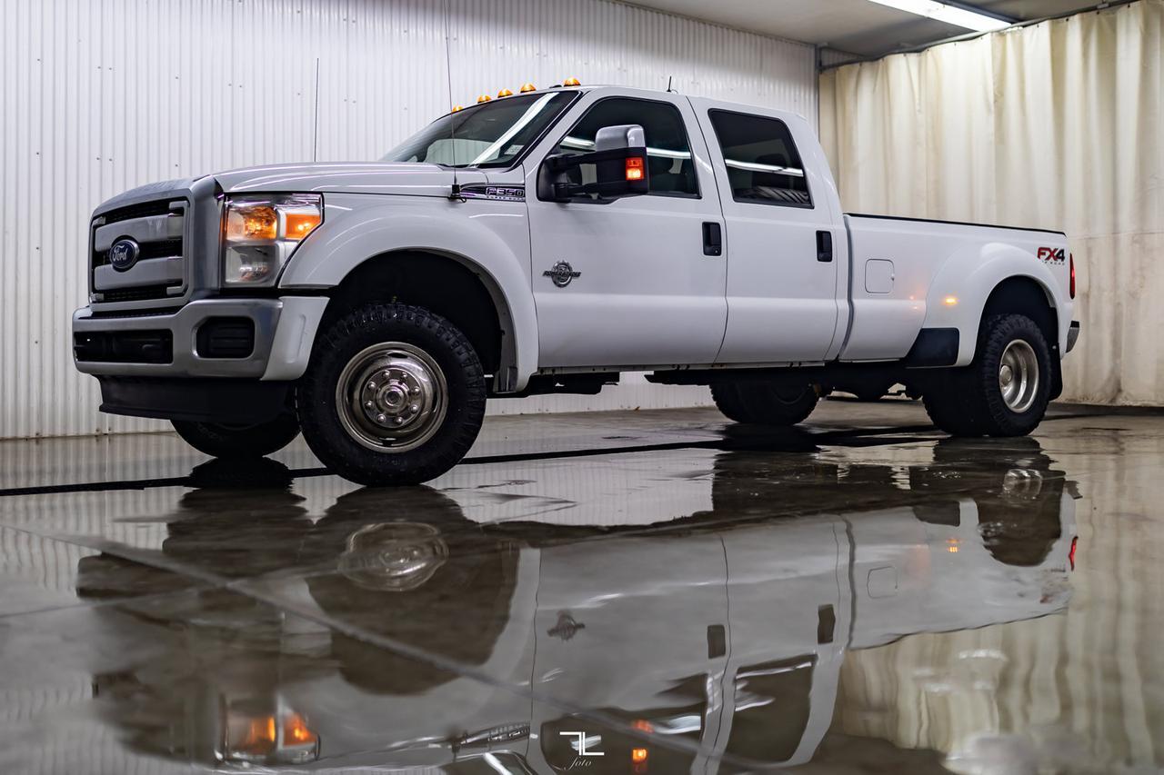 2016 Ford F-350 4x4 Crew Cab XLT Dually Diesel Red Deer AB