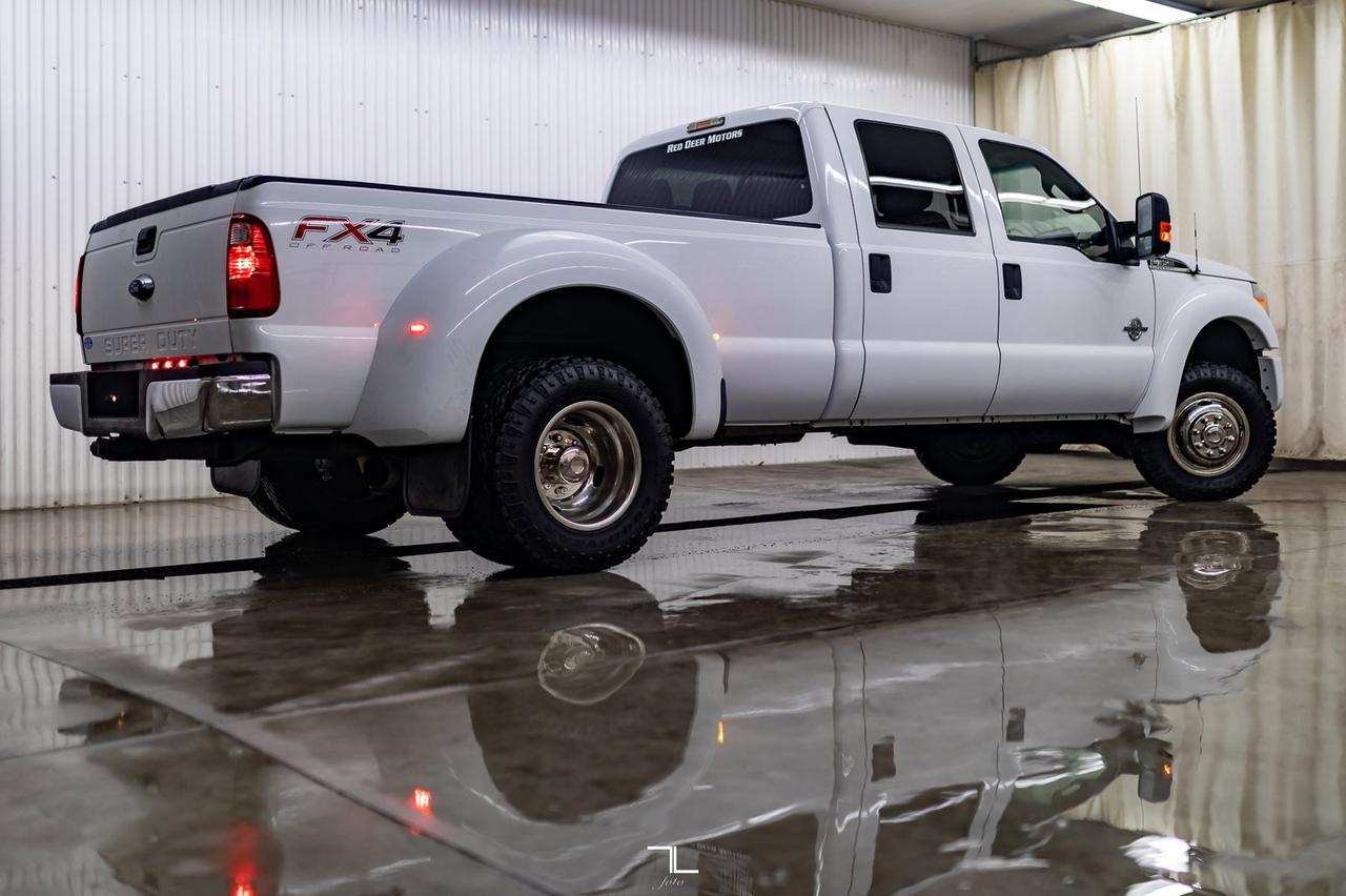 2016 Ford F-350 4x4 Crew Cab XLT Dually Diesel Red Deer AB