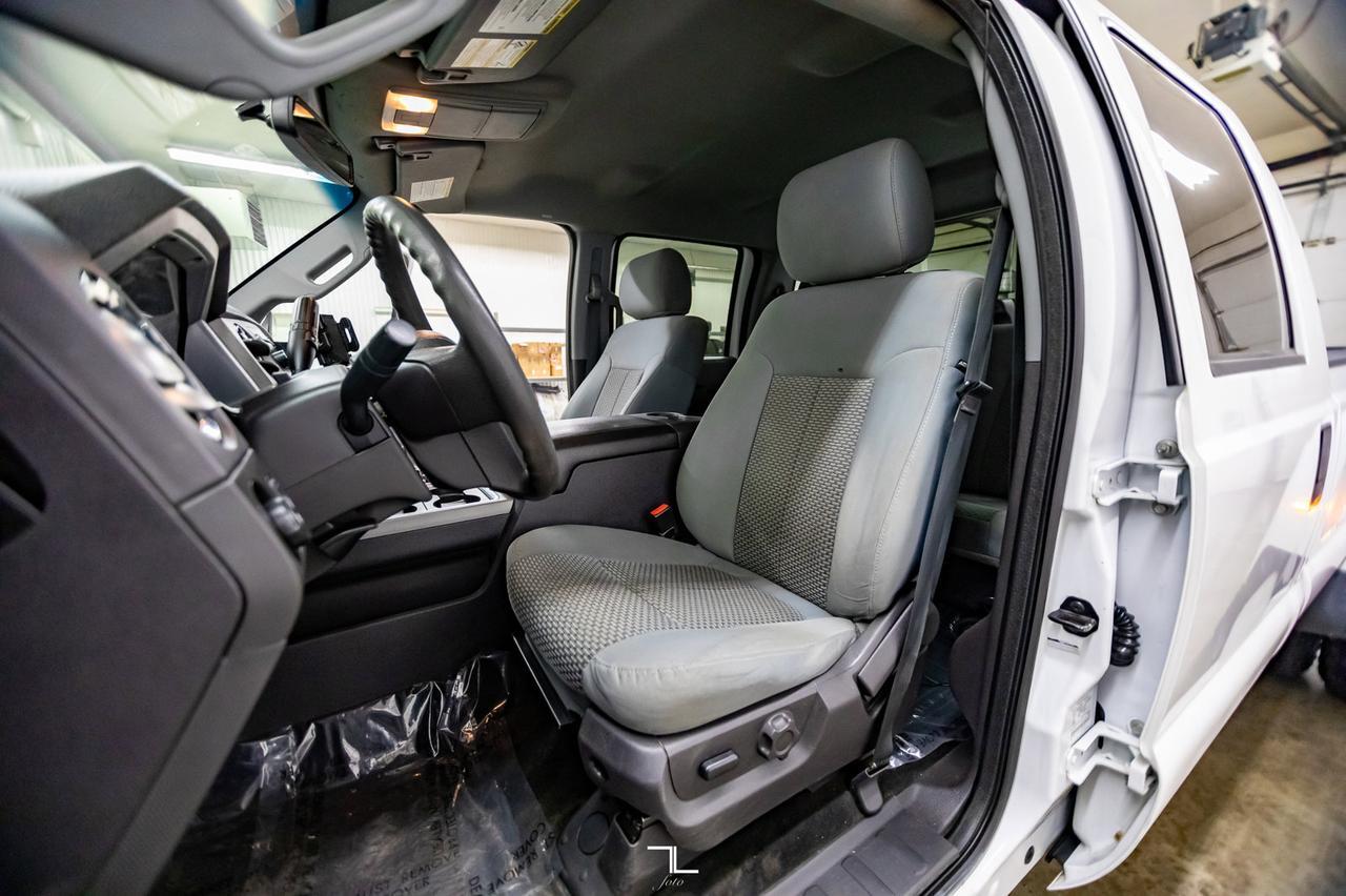 2016 Ford F-350 4x4 Crew Cab XLT Dually Diesel Red Deer AB