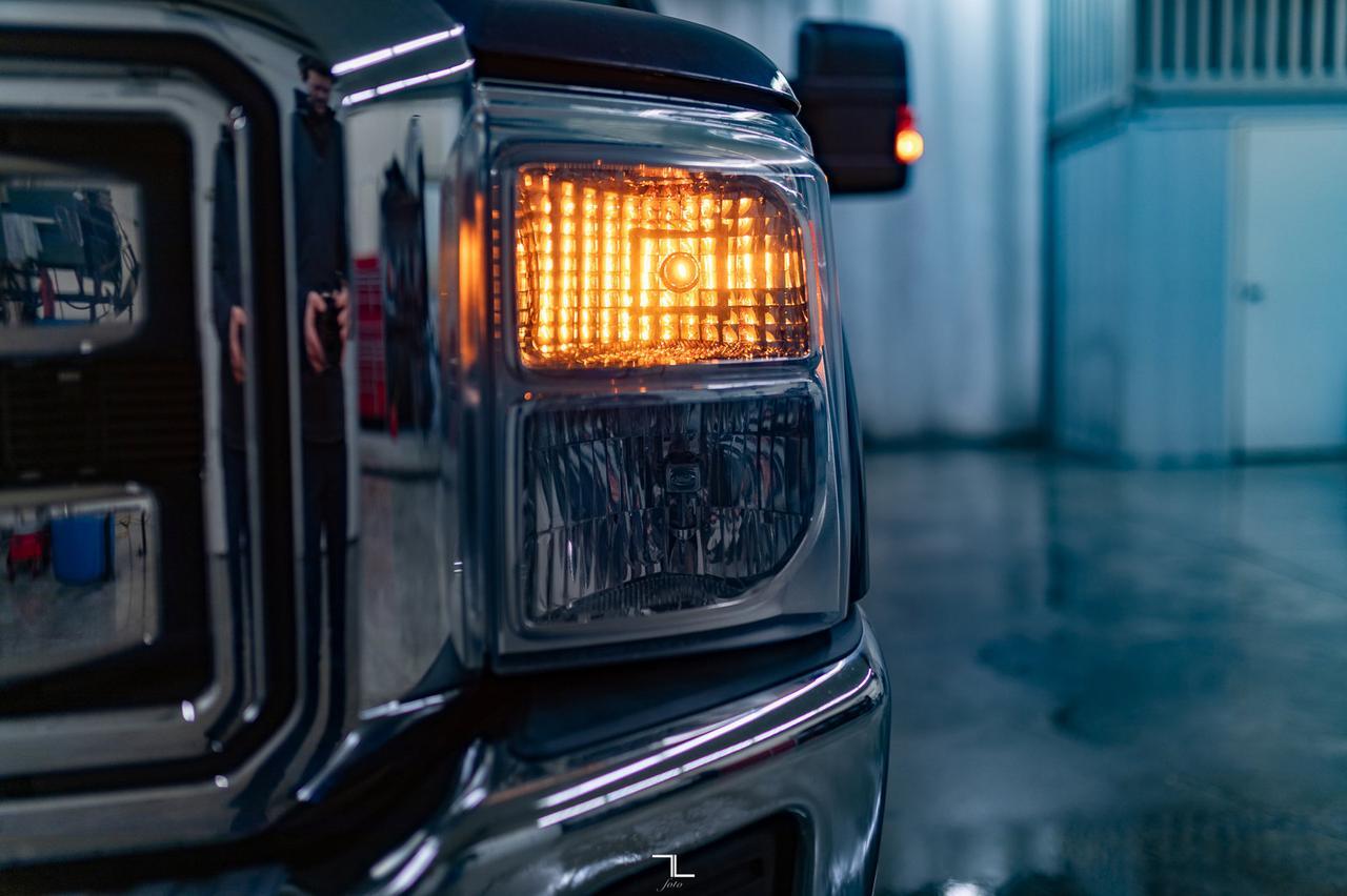 2016 Ford F-350 4x4 Crew Cab XLT Dually Diesel Red Deer AB