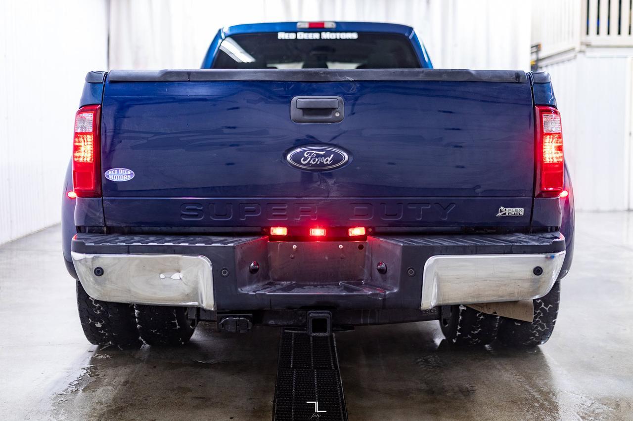 2016 Ford F-350 4x4 Crew Cab XLT Dually Diesel Red Deer AB