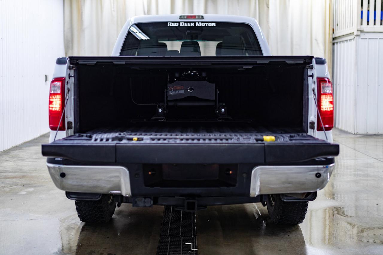 2016 Ford F-350 4x4 Crew Cab XLT FX4 BCam Red Deer AB