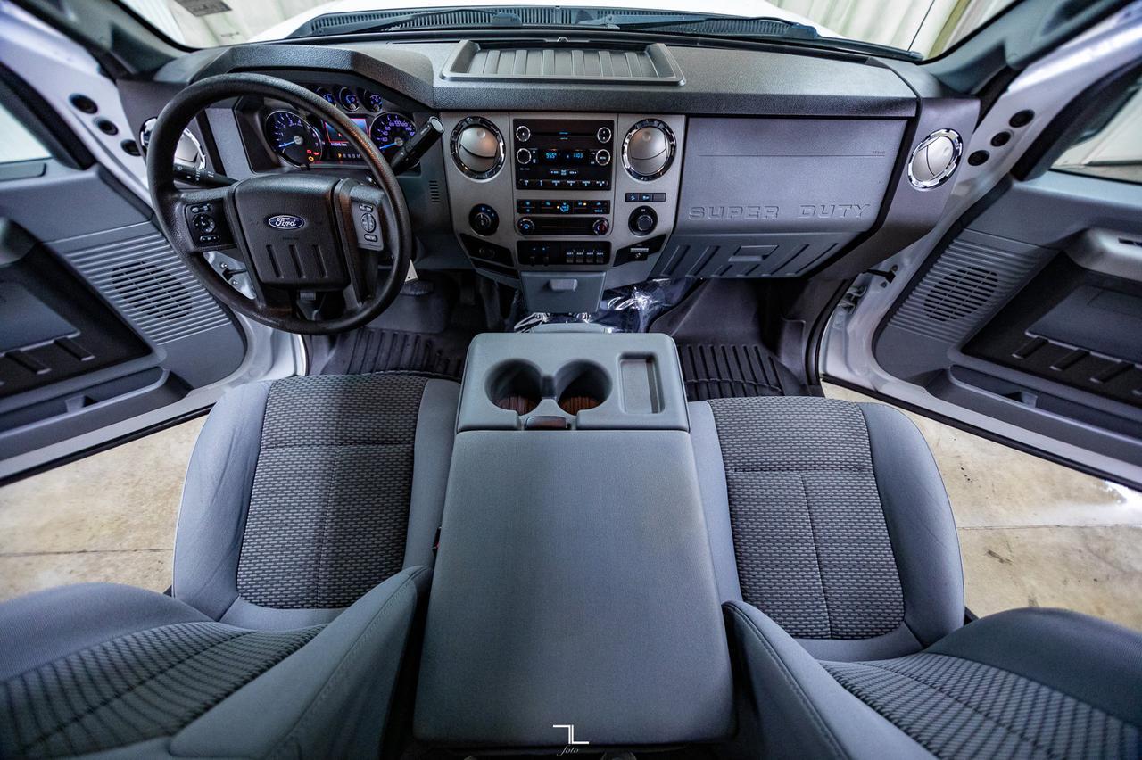 2016 Ford F-350 4x4 Crew Cab XLT FX4 BCam Red Deer AB