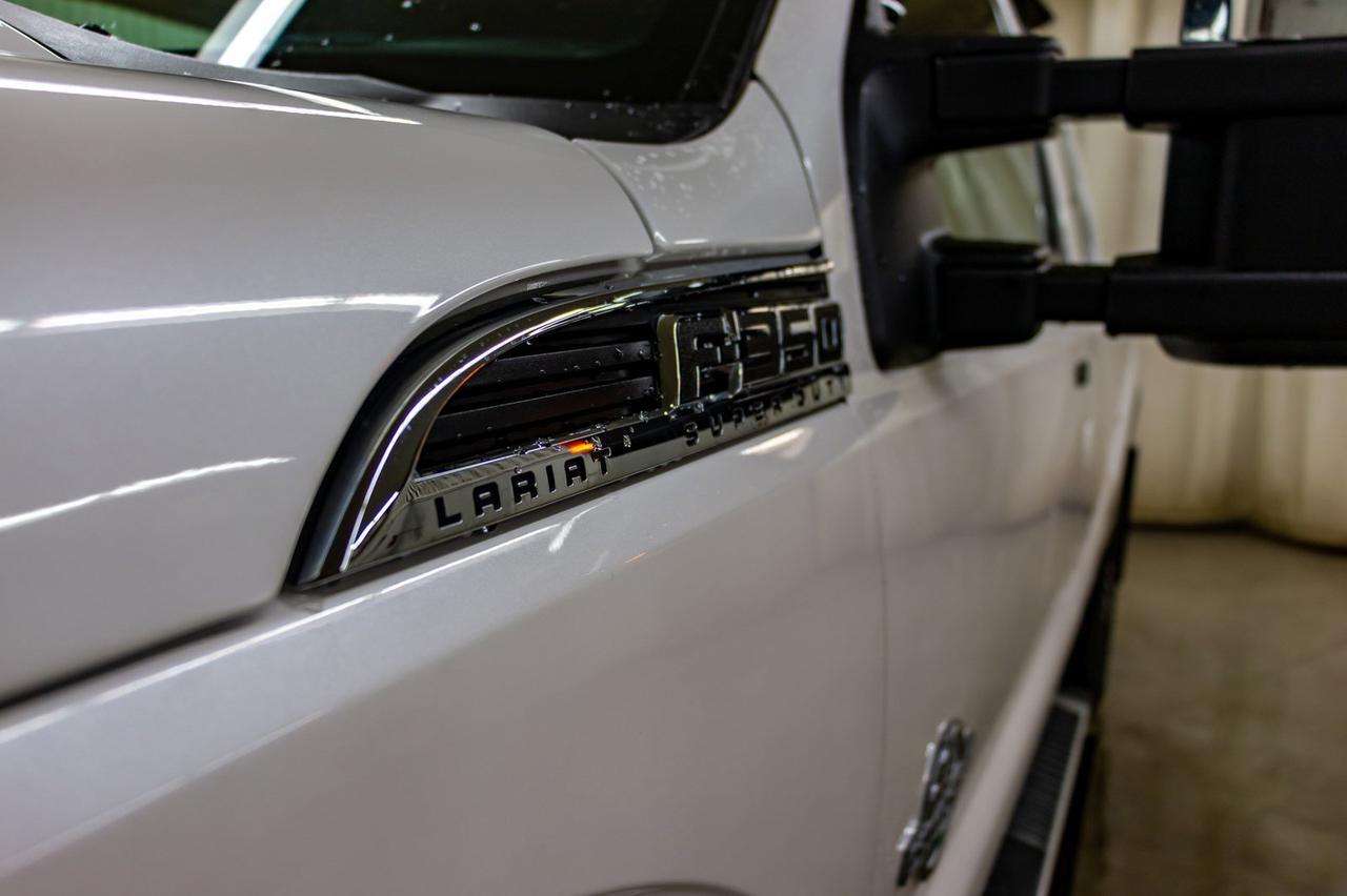 2016 Ford F-350 4x4 Super Cab Lariat Diesel Leather Nav BCam Red Deer AB