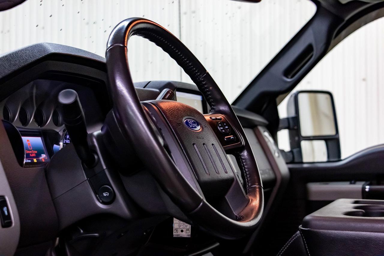 2016 Ford F-350 4x4 Super Cab Lariat Diesel Leather Nav BCam Red Deer AB