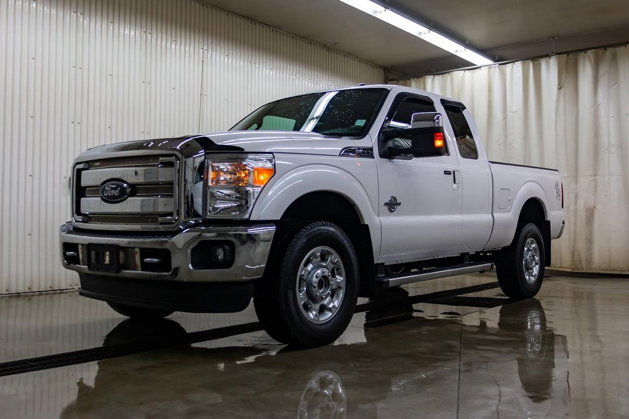 2016 Ford F-350 4x4 Super Cab Lariat Diesel Leather Nav BCam Red Deer AB