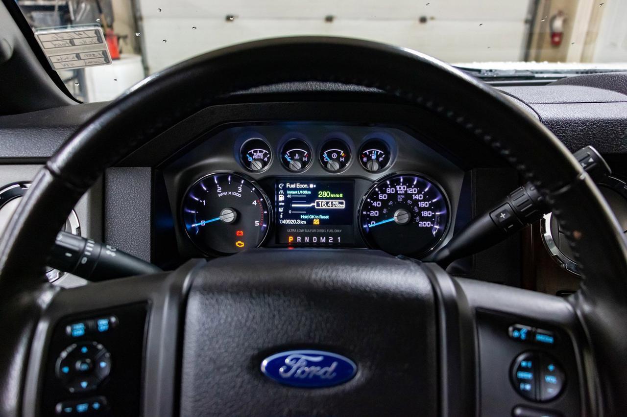 2016 Ford F-350 4x4 Super Cab Lariat Diesel Leather Nav BCam Red Deer AB