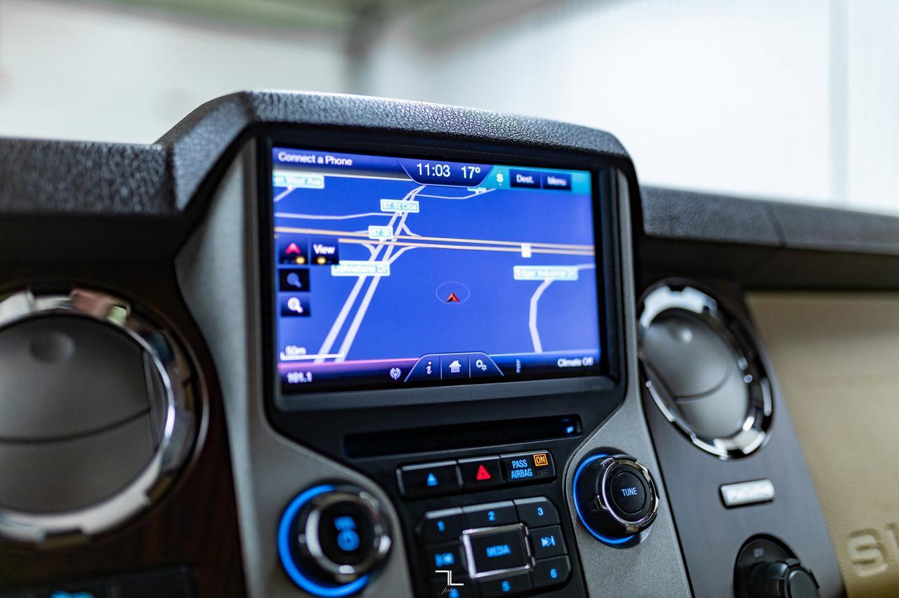 2016 Ford F-350 4x4 Super Cab Lariat Longbox Diesel Leather Nav Red Deer AB