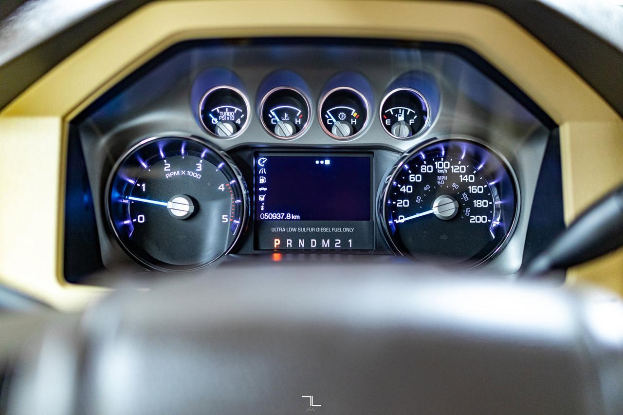 2016 Ford F-350 4x4 Super Cab Lariat Longbox Diesel Leather Nav Red Deer AB