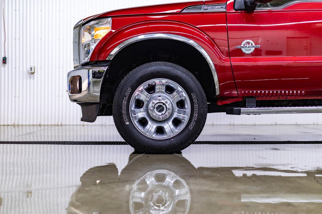 2016 Ford F-350 4x4 Super Cab Lariat Longbox Diesel Leather Nav Red Deer AB