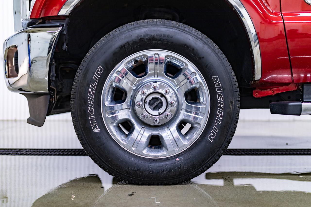 2016 Ford F-350 4x4 Super Cab Lariat Longbox Diesel Leather Nav Red Deer AB